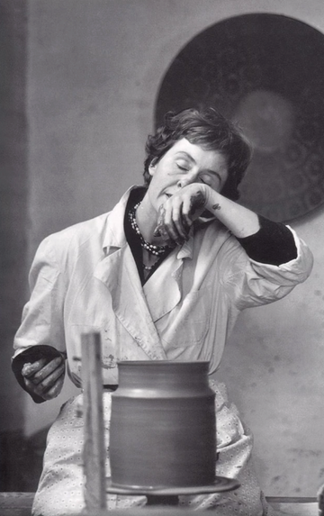 Signe Persson-Melin - en av våra största formgivare