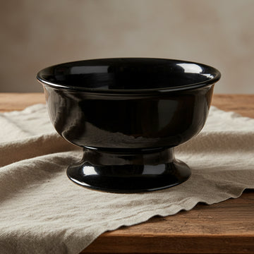 Boda Nova stor svart pokal S Persson-Melin