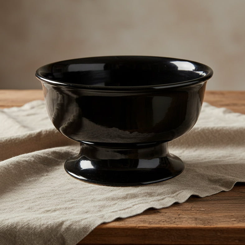 Boda Nova stor svart pokal S Persson-Melin