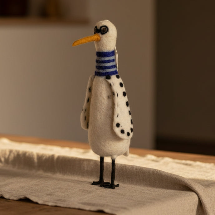 Knasig Mås i tovad ull