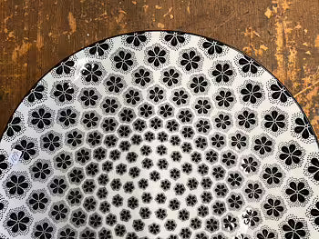 Romantik Assiett – "Blomma" Svart