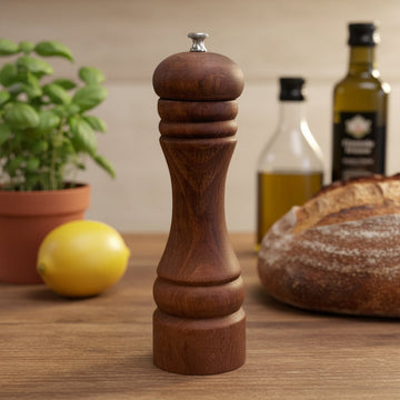 Pepparkvarn i oljad bok - 20 cm