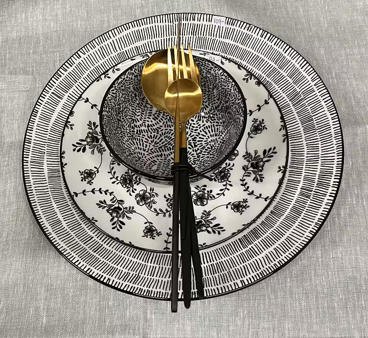 Bestick i lyxig design Svart & Guld